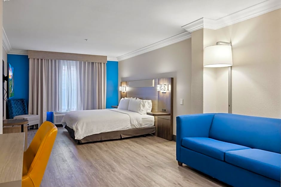 Holiday Inn Express Hotel & Suites Vacaville