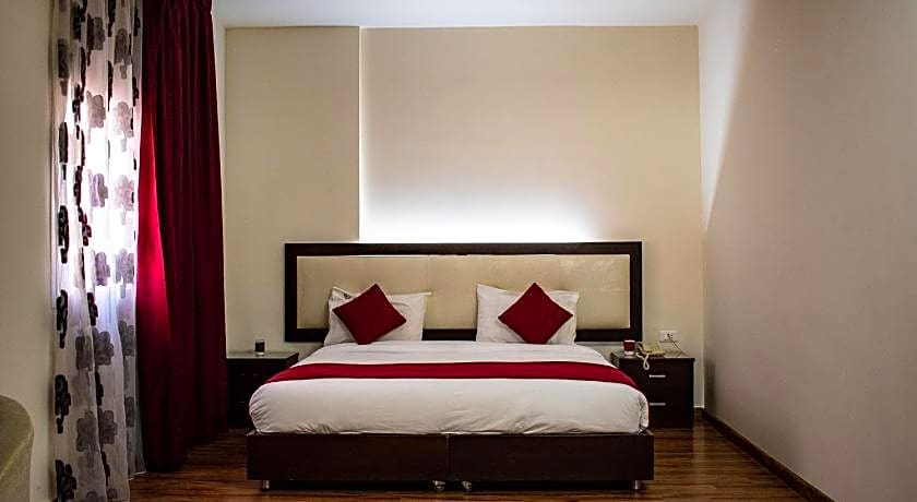 Al Murjan Palace Hotel