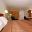 Super 8 by Wyndham Cleburne