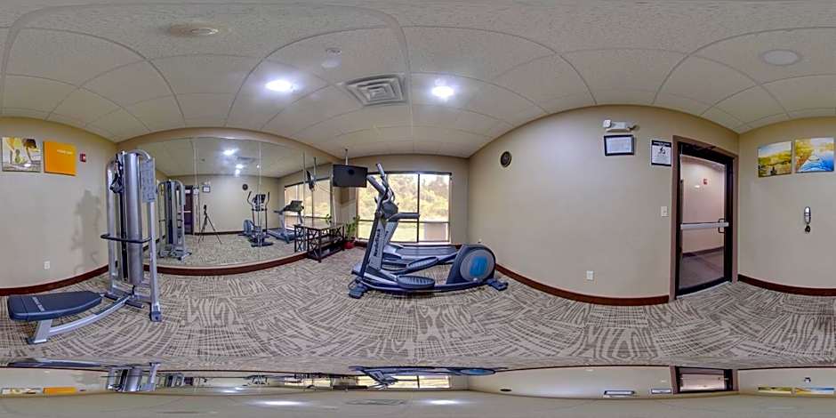 Comfort Inn and Suites 