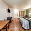HomeTowne Studios Cincinnati - Sharonville