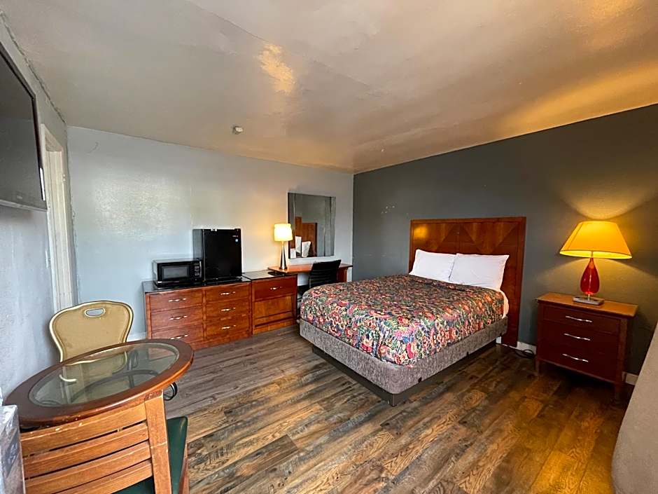 Sunny Sands Inn