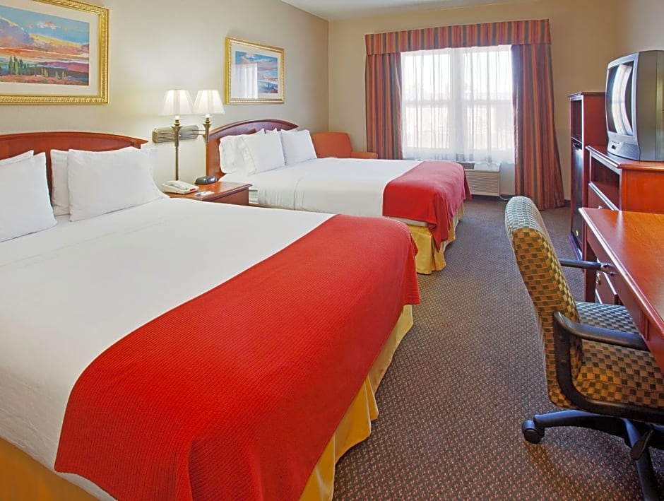 Holiday Inn Express- West Sacramento