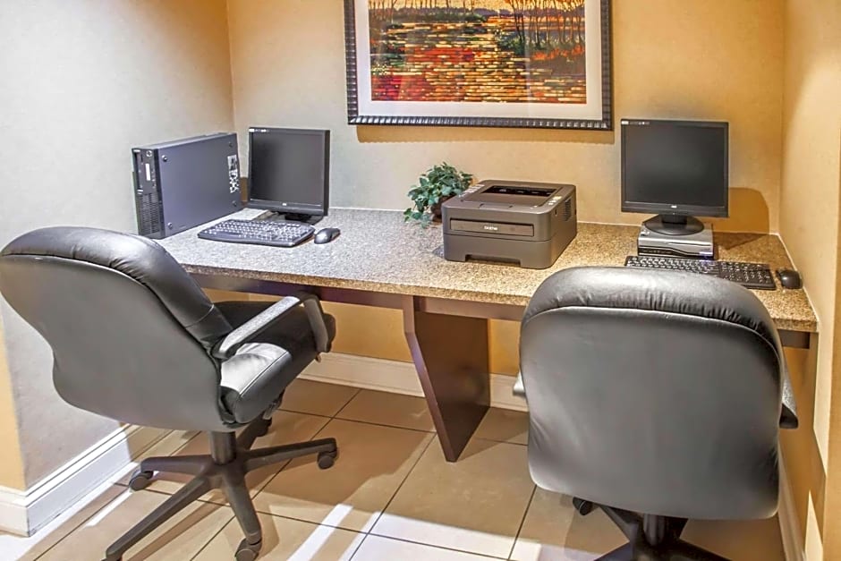 Quality Inn and Suites St Charles -West Chicago