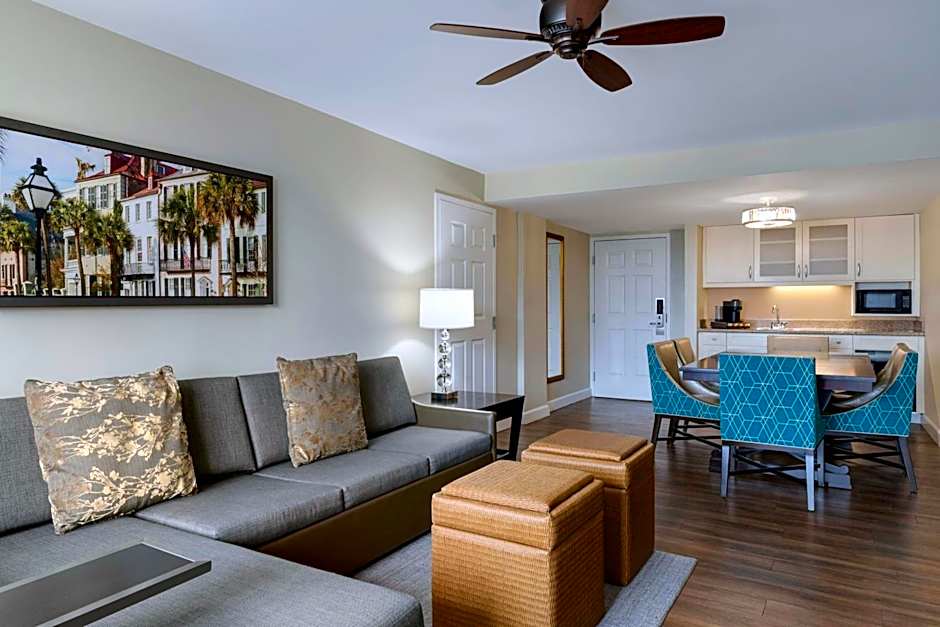 Courtyard by Marriott Charleston Historic District