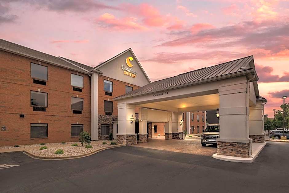 Comfort Suites Airport Louisville
