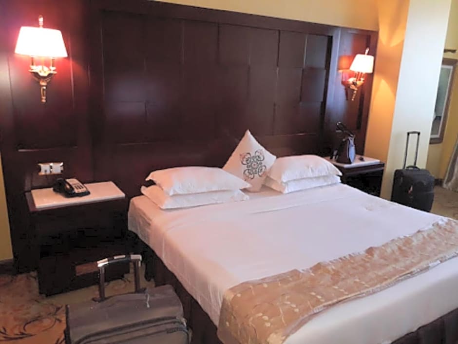 Oasis Hotel
