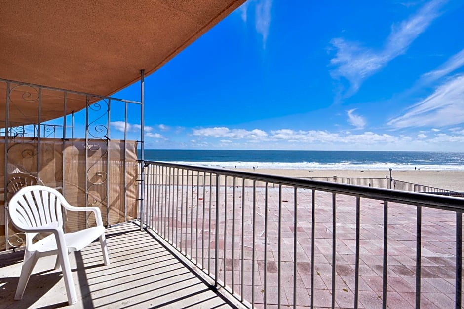 Grand Hotel Ocean City Oceanfront