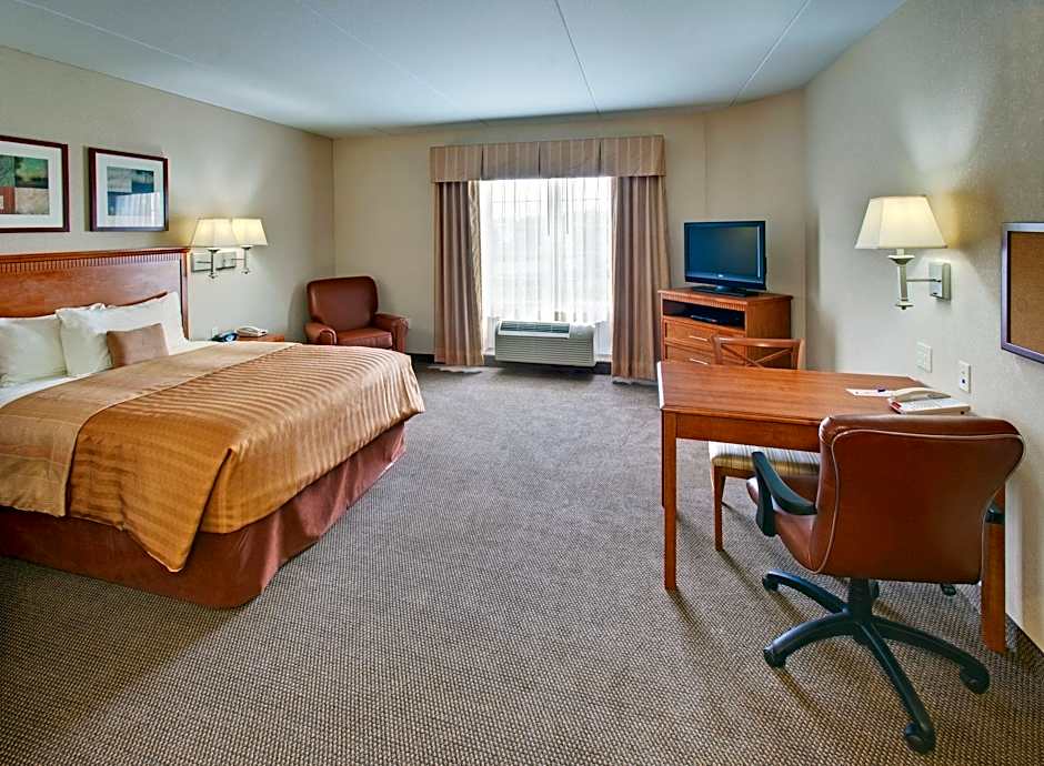 Candlewood Suites Omaha Airport