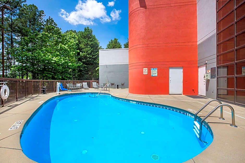 Budgetel Inns & Suites - Atlanta Galleria Stadium