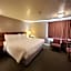 Red Ledges Inn