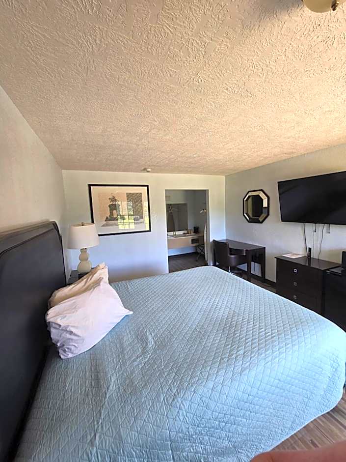 Best Price Motel & Suites