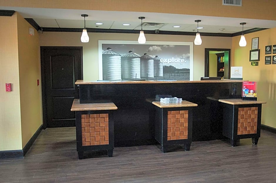 Hampton Inn By Hilton & Suites Palestine