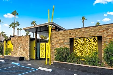 Cheetah Hotel