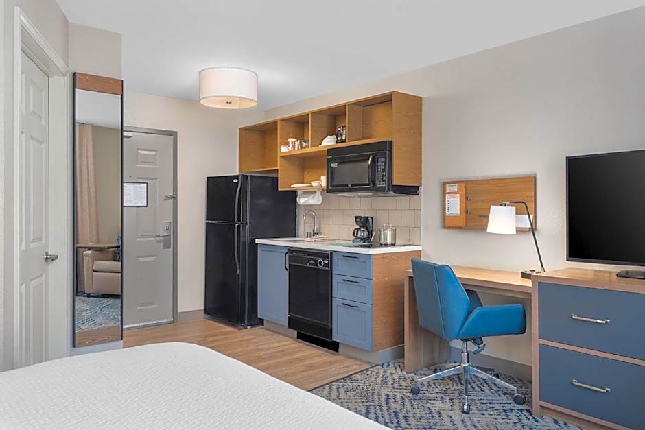 Candlewood Suites La Crosse