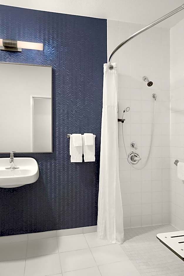 Fairfield Inn & Suites by Marriott Chicago Naperville/Aurora