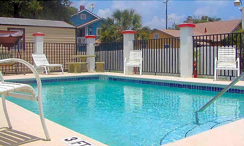 Merida Inn and Suites
