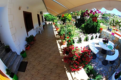 Vila Renato Ksamil - Alojamientos en KSAMIL