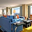 Renaissance by Marriott Arlington Capital View Hotel
