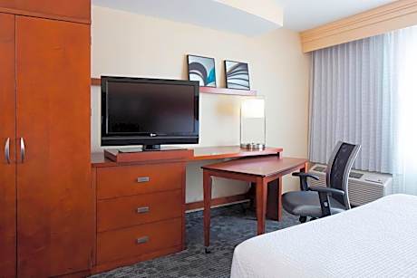 King Room with Sofa Bed