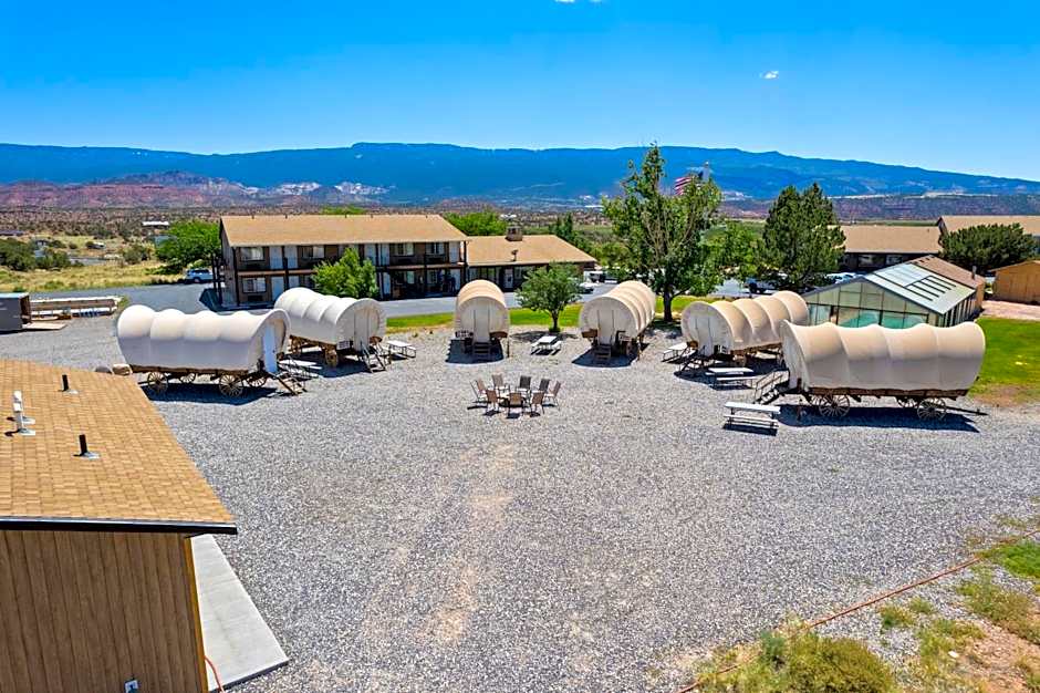 Broken Spur Inn & Steakhouse