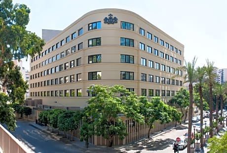 Le Bristol Hotel