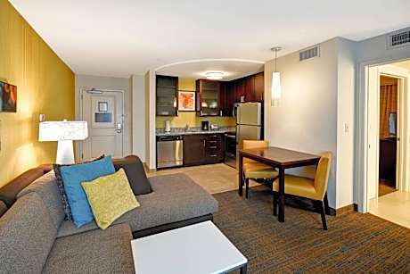 One-Bedroom Suite with Sofa Bed