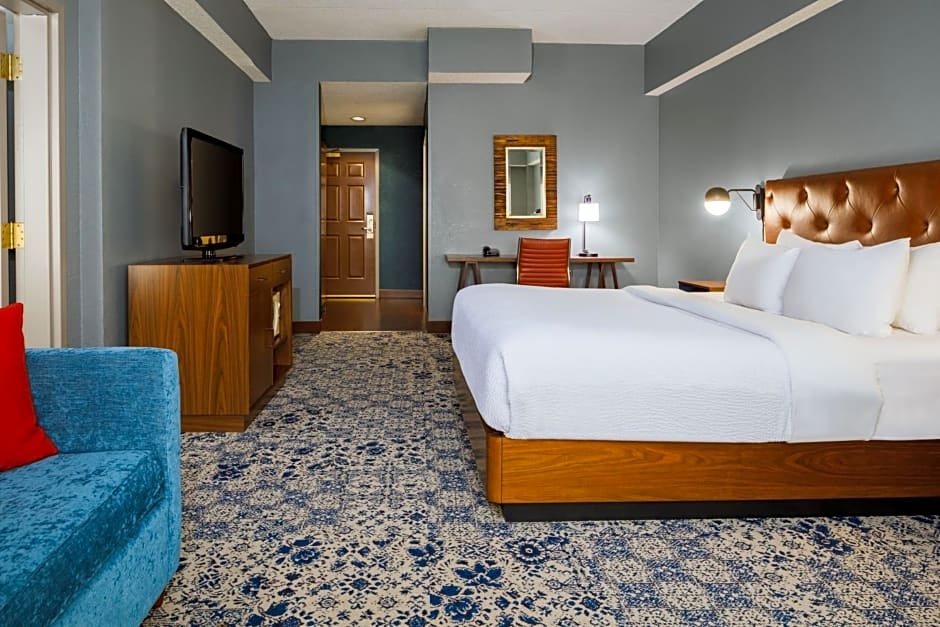 Four Points By Sheraton Louisville Airport