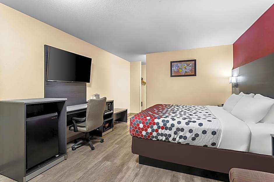 Econo Lodge Inn & Suites Santa Rosa