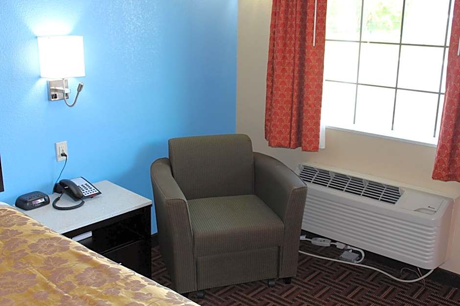 Economy Hotel Plus