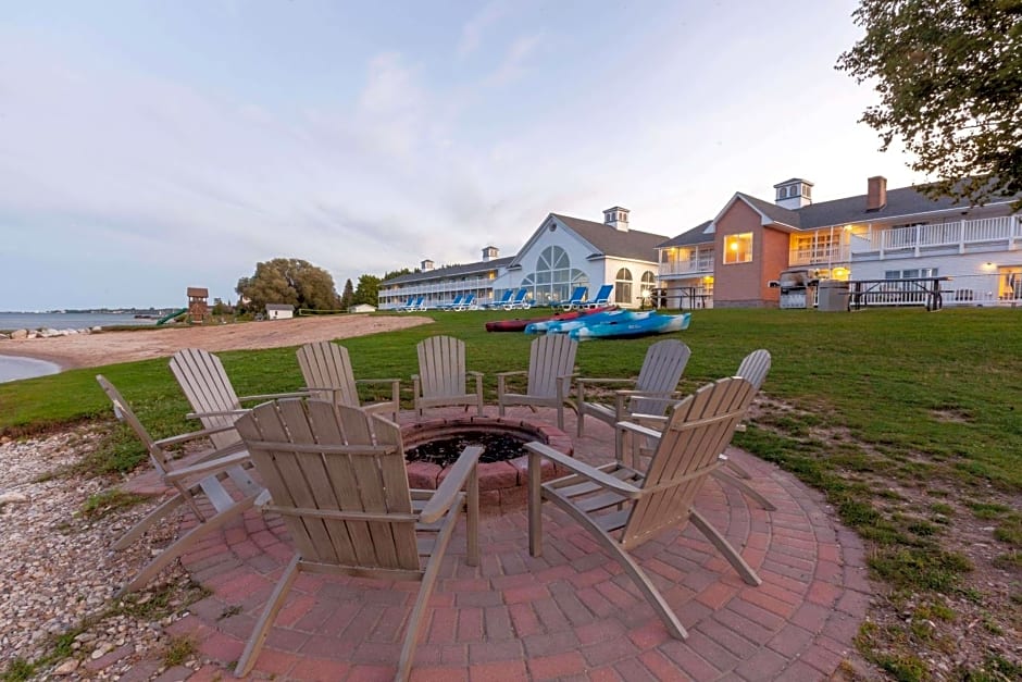 Baymont by Wyndham St. Ignace Lakefront