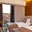 Porter Square Hotel