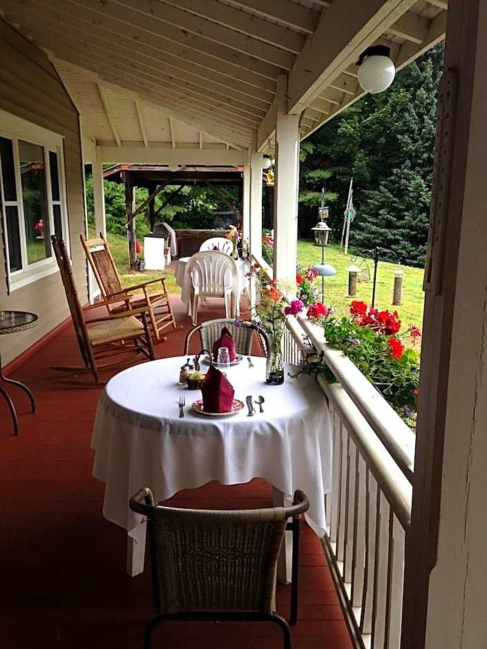 Whiteface Farm Adirondack Bed and Breakfast