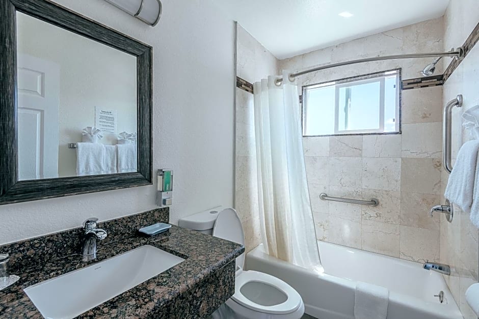 Sea Air Inn & Suites - Downtown Morro Bay