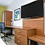 Holiday Inn Express Hotel & Suites Clute-Lake Jackson