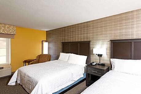 Queen Room with Two Queen Beds - Non-Smoking