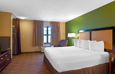 1 Bedroom Suite King Non-Smoking