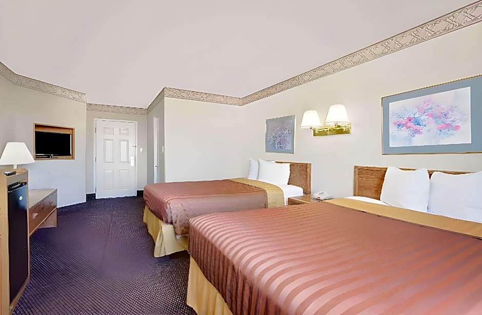 Travelodge by Wyndham Page