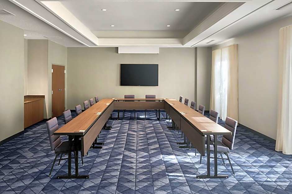 Courtyard by Marriott New Orleans Metairie