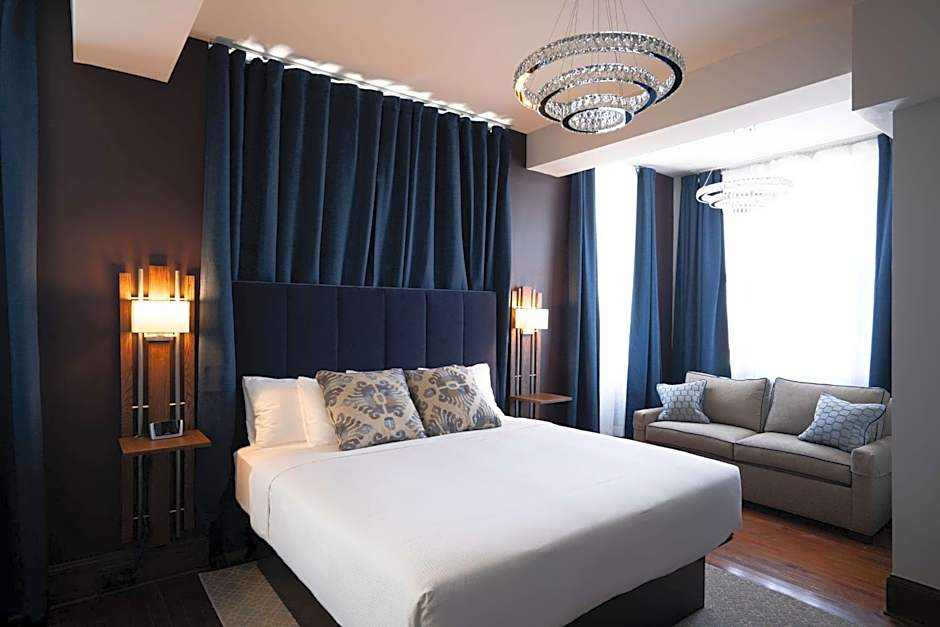 The Esquire Hotel Downtown Gastonia, Ascend Hotel Collection