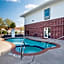 OYO Townhouse Clute Lake Jackson