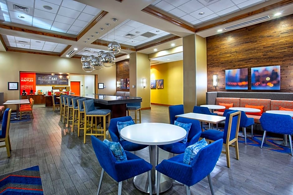 Hampton Inn By Hilton & Suites Columbia/Southeast-Fort Jackson