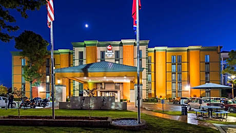 Best Western Plus Galleria Inn & Suites