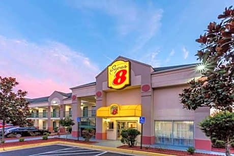 Super 8
