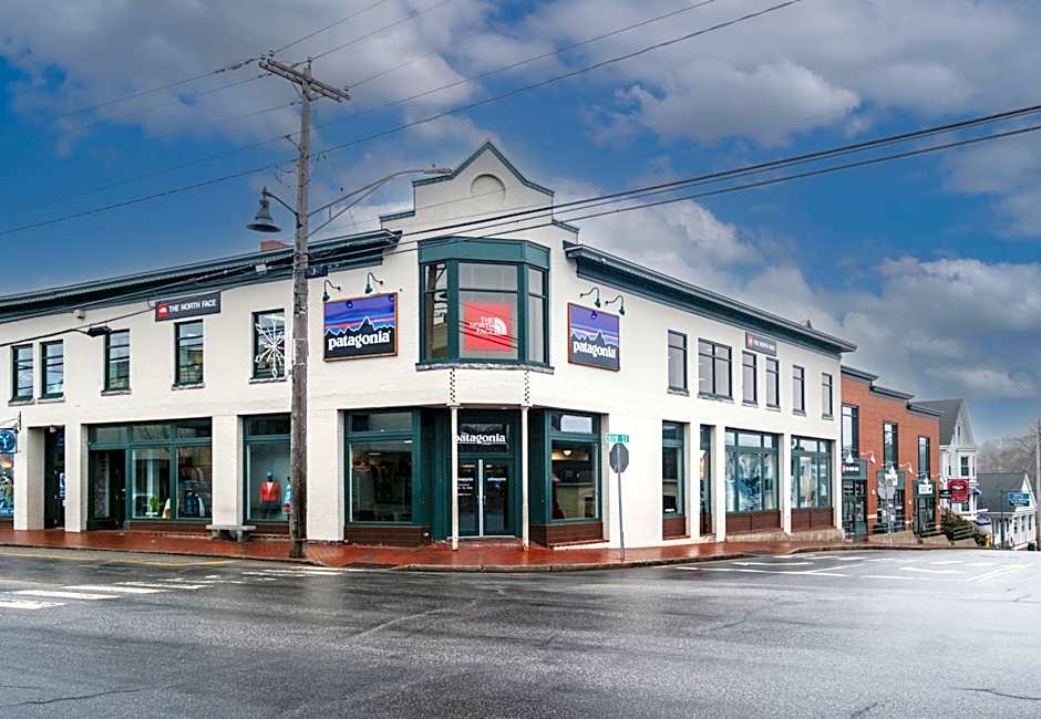 Casco Bay Inn