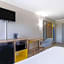 Days Inn & Suites by Wyndham Fayetteville NW Ft Bragg