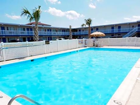 Seashire Inn & Suites