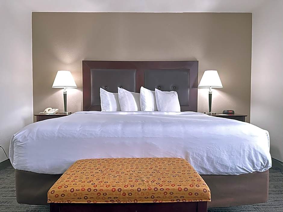 Quality Inn & Suites Everett