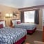 Esquire Inn