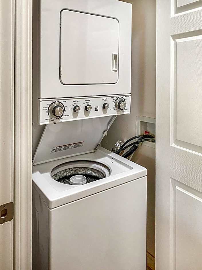 Renovated 2BR at Maui Banyan - Pool, Hot Tub, A/C